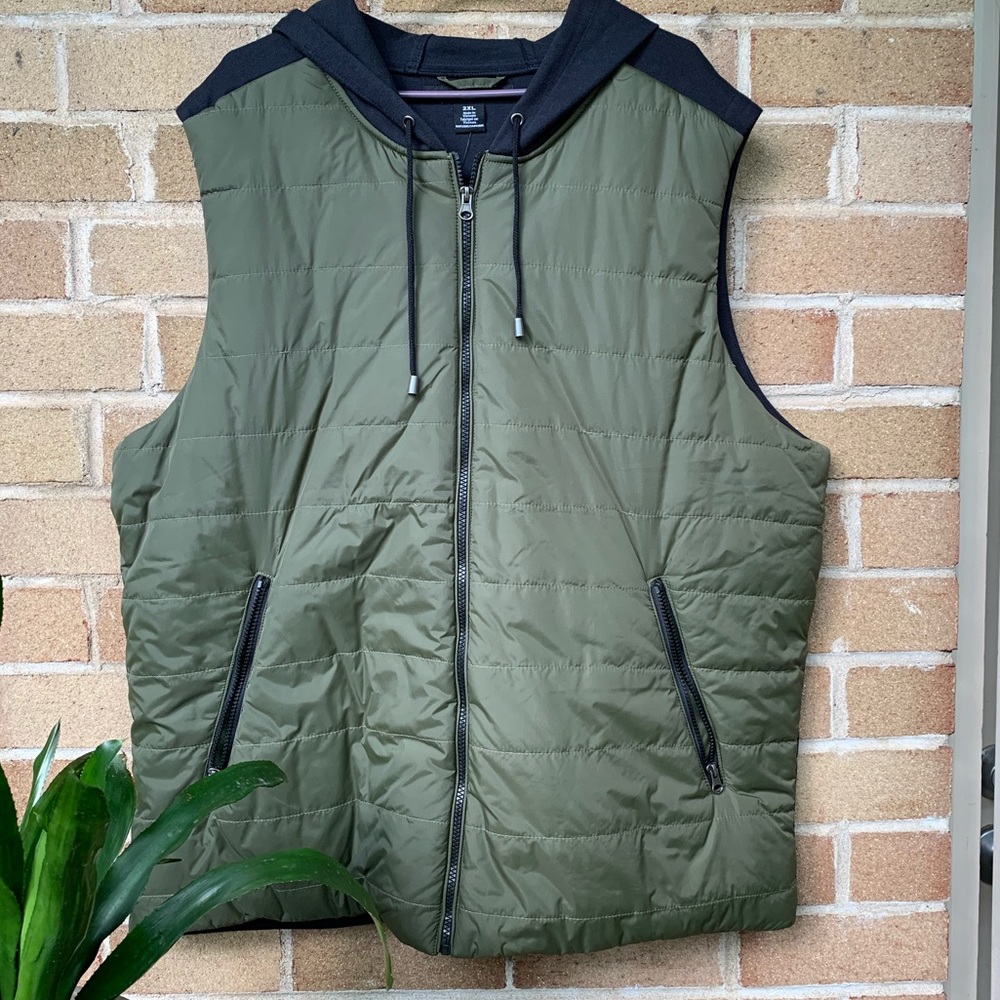 DXL Dark Green Vest with Hood